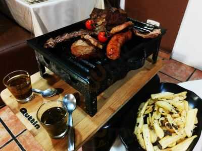 Mama Cecilia Gastro Bar