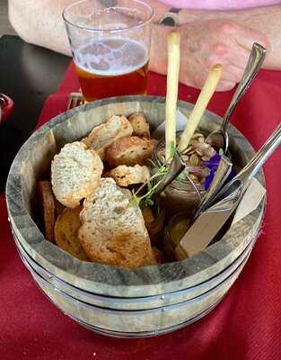 Restaurante El Colegio - Photo 7