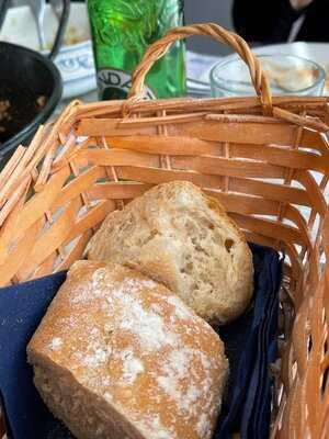 El Muelle Del Barrio Pesquero