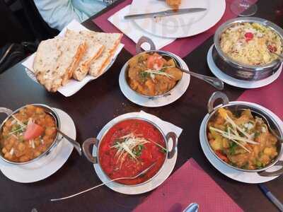 Everest Tandoori Nepali-indian Restaurant