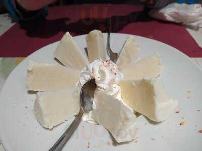 Everest Tandoori Nepali-indian Restaurant