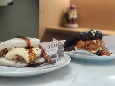 Cerveceria Manneken Beer