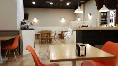 Ousá Mesón Pulpería - Photo 7