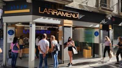 Heladeria Larramendi Izozkitegia