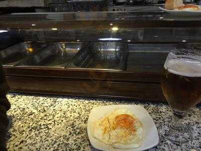 La Taberna De Los Poetas