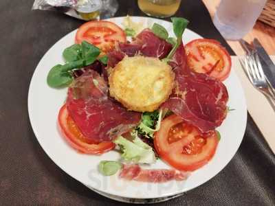 La Sombra Del Manzano