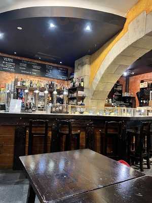 Iruña Prost Bar/restaurante Frankfurt & Bier