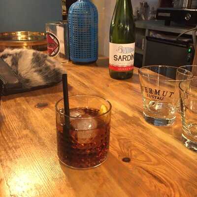 Vermutería La Pequeña