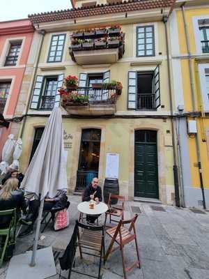 Vermutería La Pequeña