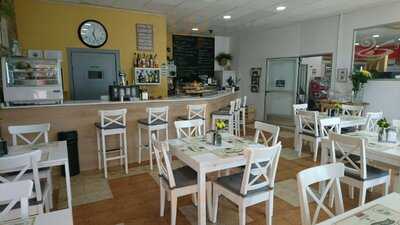 Cafetería Y Restaurante La Bernarda