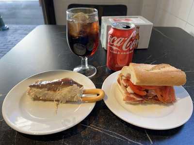 Bar Pepe Los Jamones