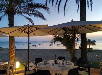 1975: Escuela De Pieter