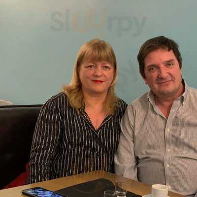 En Las Nubes Restobar