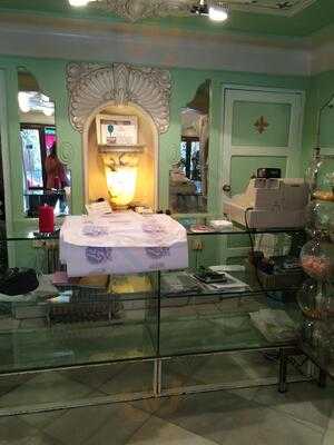 Confiteria La Mariposa De Oro