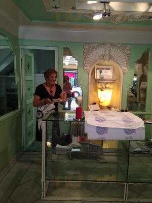 Confiteria La Mariposa De Oro