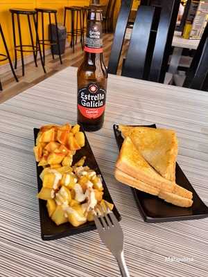 Cerveceria-taperia L'antigua