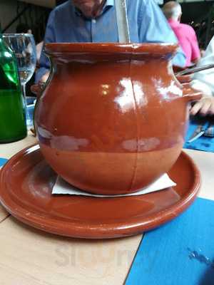 Sidrería Asturiana La Güela