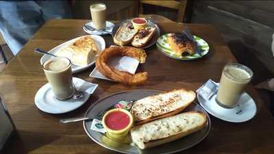 La Taberna De Pernales