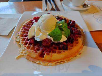 Crepes & Waffles