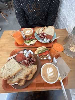 Wabi Sabi Cafe & Craft