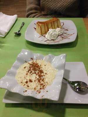 Las Fuentes Del Atrio