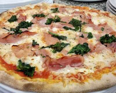 Pizzeria La Mia Famiglia