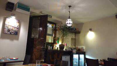 Le Petit Bistro De Carol