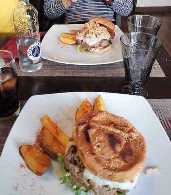 Le Petit Bistro De Carol