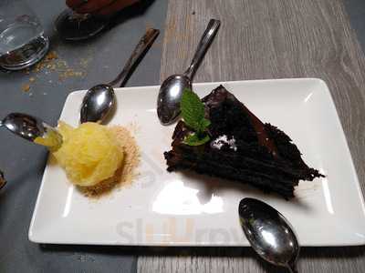 Lo Nuestro Taberna Gastronómica