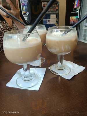 Cafe Bar Moliendo Cafe