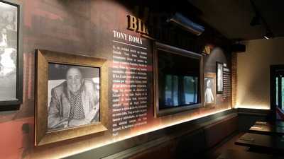 Tony Roma's