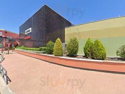 Pulperia & Braseria La Mar Y Morena