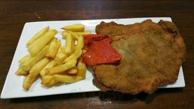 Debut Bar & Restaurante