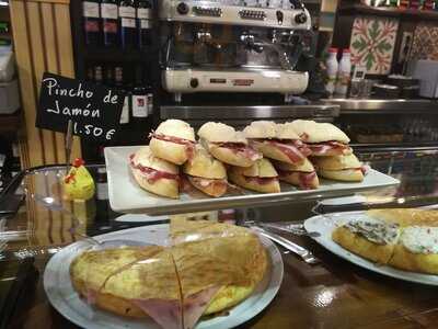 La Repanocha Tapas Bar