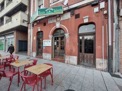 Restaurante Sidrería El Montañés 