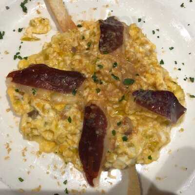 Yoldi Restaurante - Cafe Bar