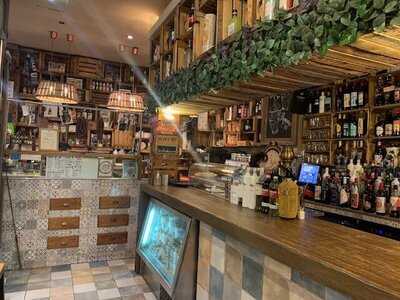 La Cantina De Gascona - Photo 8