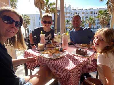 Hattie's Tea Room & Lounge Bar