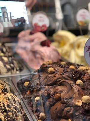 Heladería Puerta Real