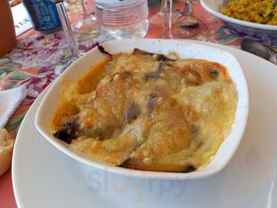 Las Caballerizas Del Castillo De Lorca