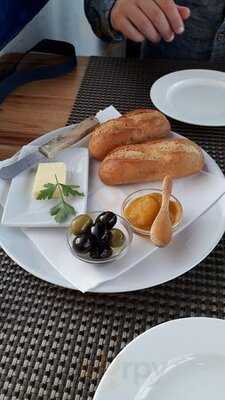 Mama Africa Restaurant