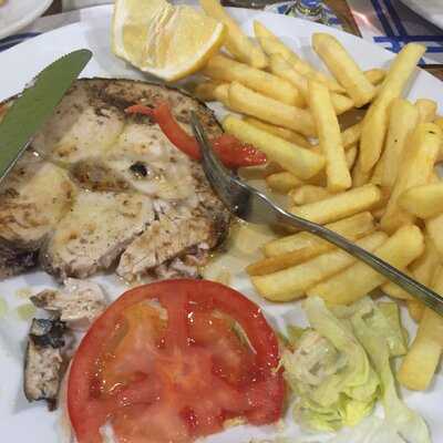 Bar Restaurante El Delfin - Photo 8