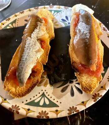 El Chiringuito Del Carmen Cafe-bar