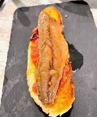 El Chiringuito Del Carmen Cafe-bar