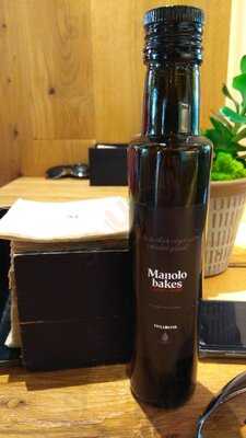 Manolo Bakes