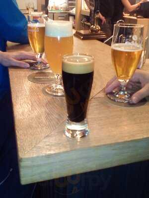 La Modelo Cerveza De Garaje