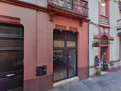 Dareshasu Cocina Filipina & Japonesa