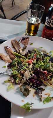 La Especial Burger - Photo 7