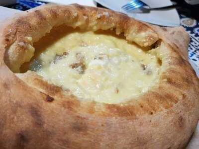 Khachapuri
