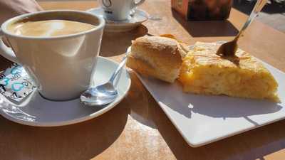 Pura Vida Bar & Kitchen